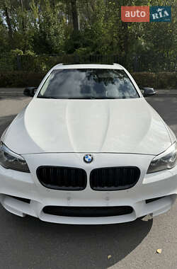 Седан BMW 5 Series 2015 в Киеве