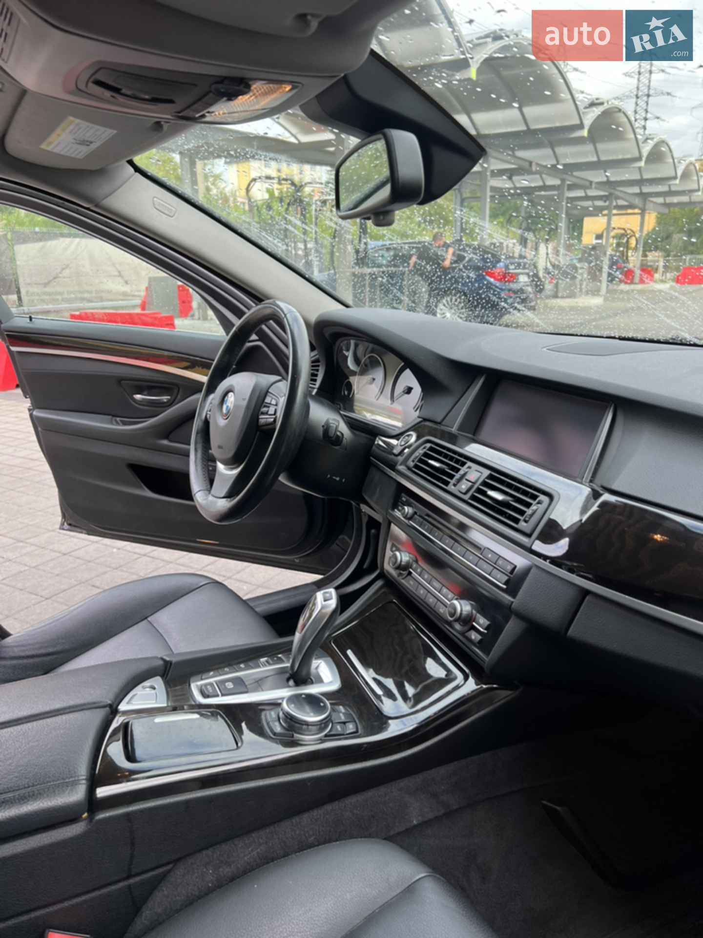 2015 BMW 5er - мініатюра 18