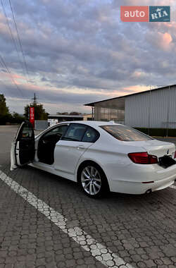 Седан BMW 5 Series 2011 в Черновцах