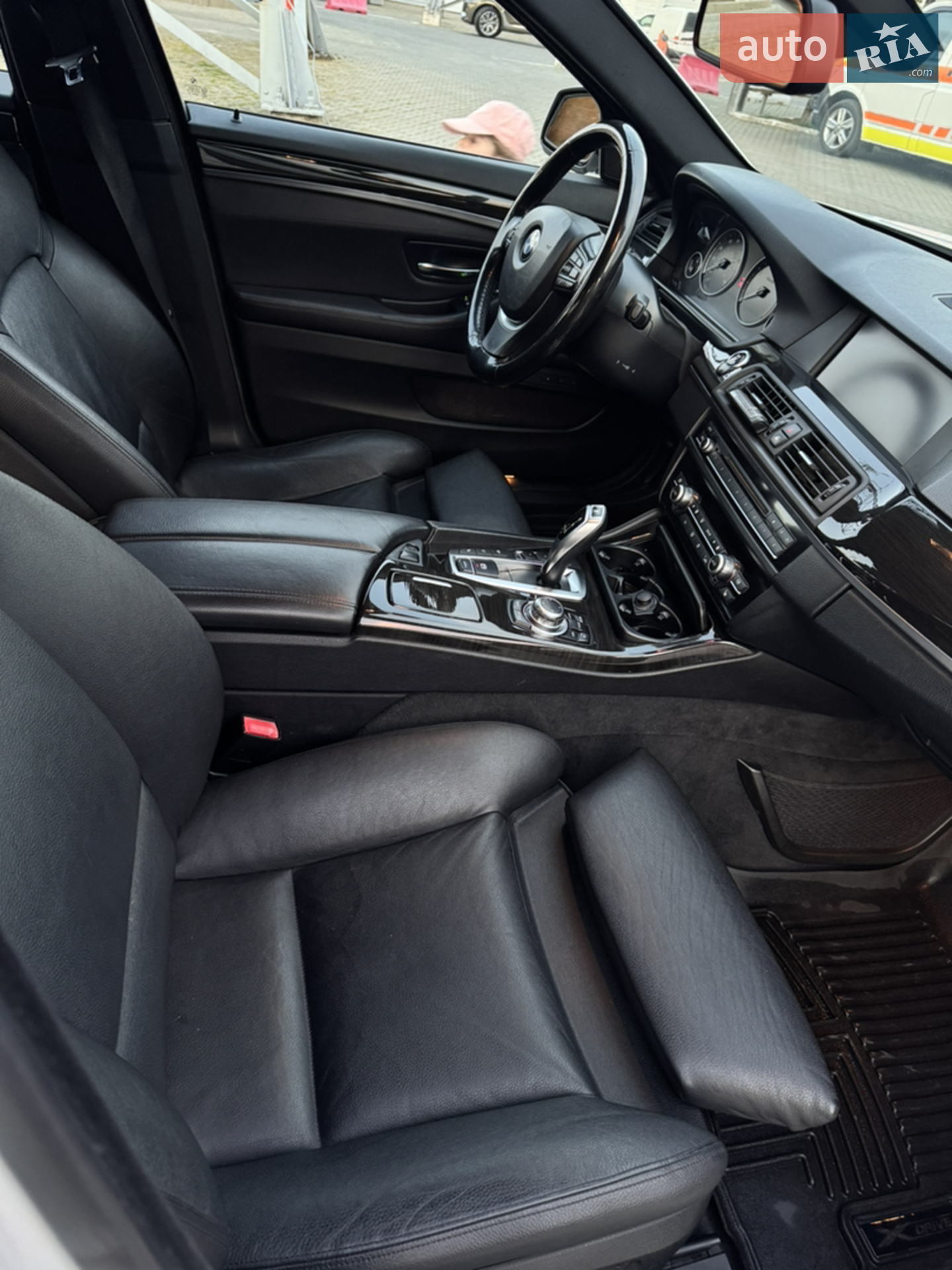 2011 BMW 5er - мініатюра 14