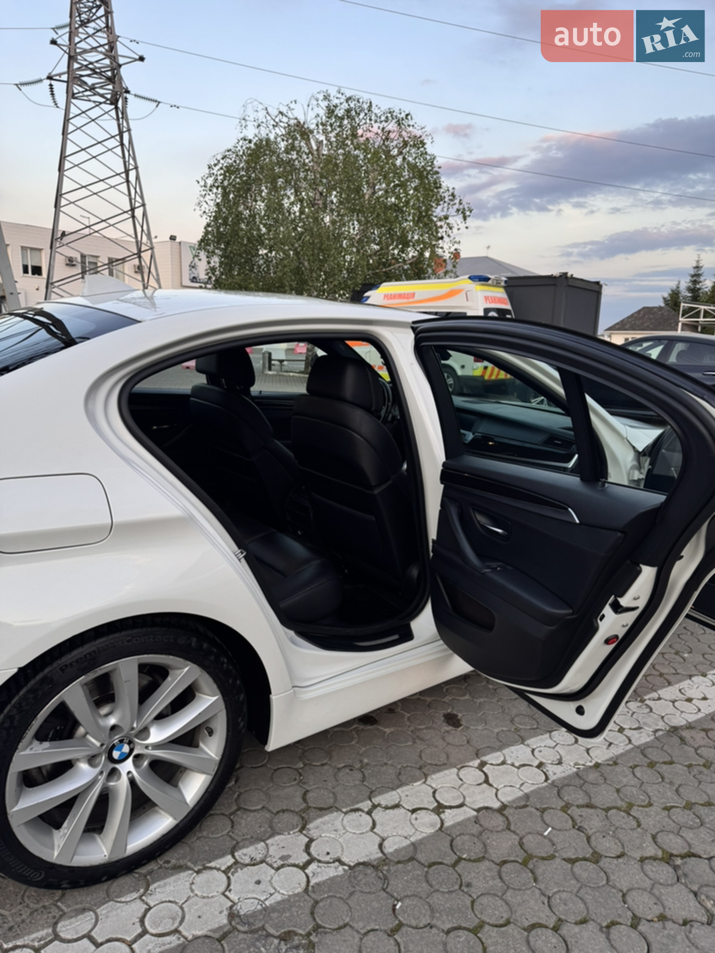 2011 BMW 5er - мініатюра 16