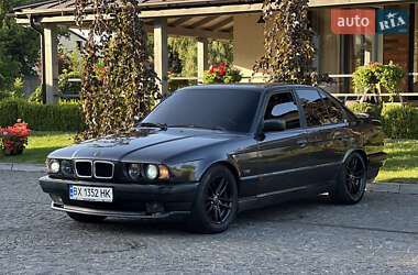 Седан BMW 5 Series 1994 в Львове