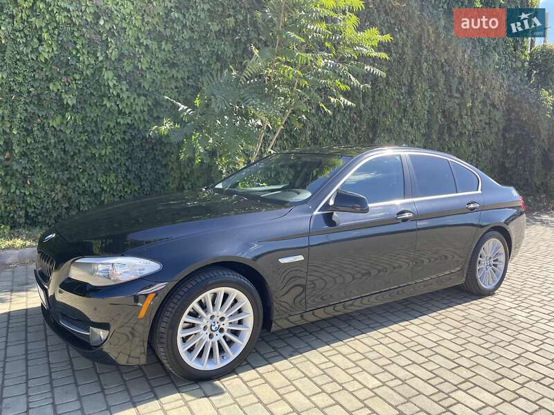 Седан BMW 5 Series 2010 в Одессе