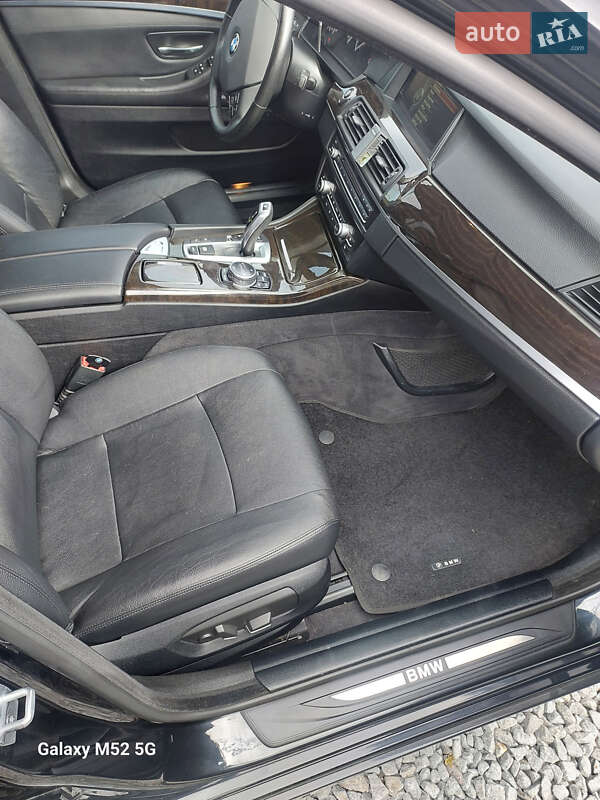Седан BMW 5 Series 2014 в Львове