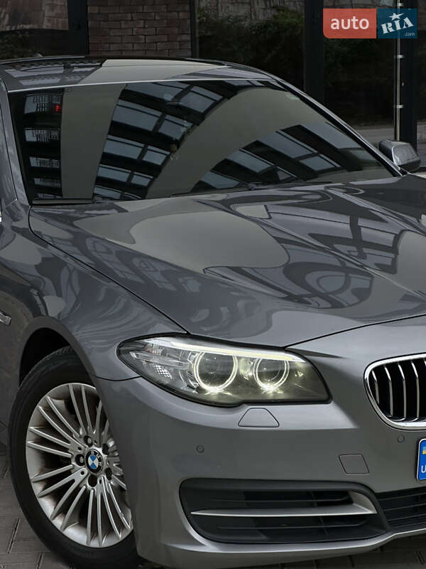 Седан BMW 5 Series 2015 в Ивано-Франковске