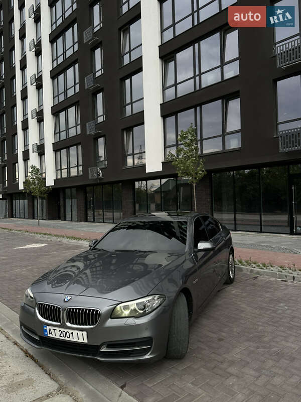 Седан BMW 5 Series 2015 в Ивано-Франковске