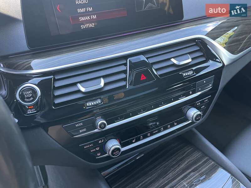 Седан BMW 5 Series 2017 в Львове фото 35 Седан BMW 5 Series 2017 в Львове