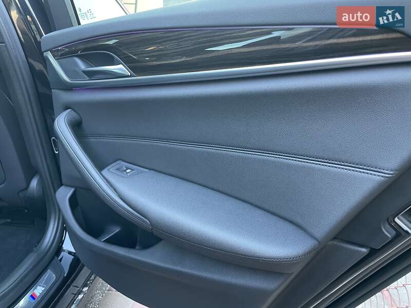 Седан BMW 5 Series 2017 в Львове фото 44 Седан BMW 5 Series 2017 в Львове