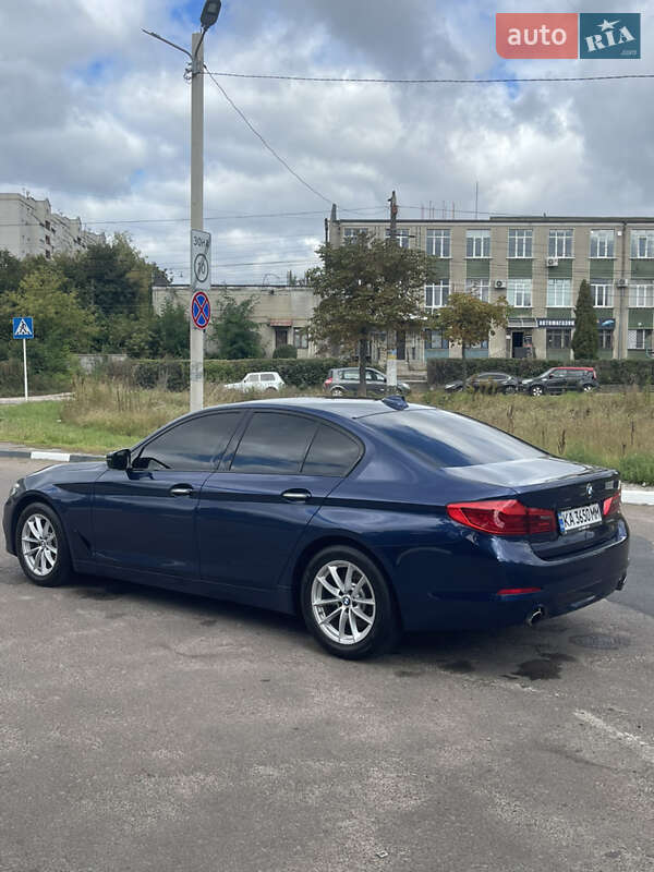 Седан BMW 5 Series 2016 в Житомире