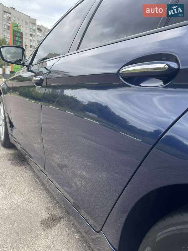 Седан BMW 5 Series 2016 в Житомире