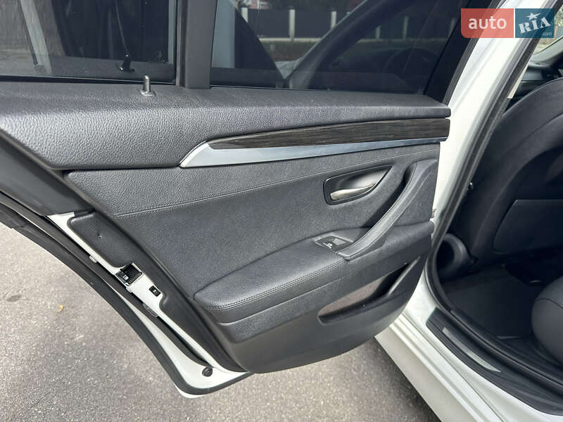 Седан BMW 5 Series 2016 в Виннице фото 33 Седан BMW 5 Series 2016 в Виннице