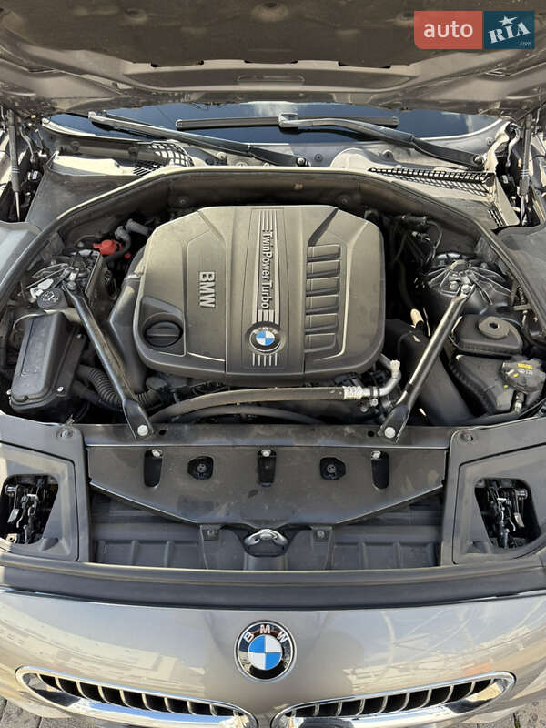 Седан BMW 5 Series 2016 в Черновцах