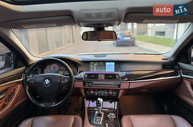 Седан BMW 5 Series 2010 в 