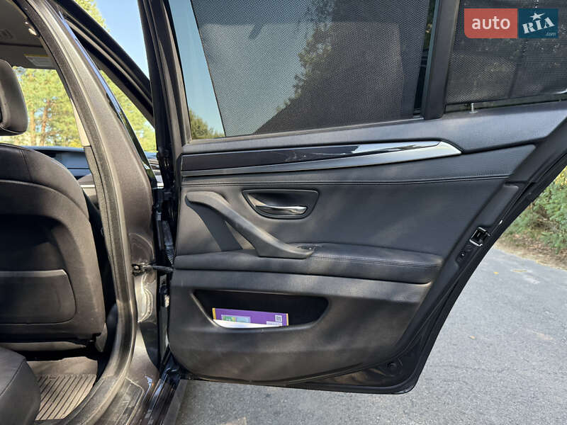 Седан BMW 5 Series 2011 в Ковелі