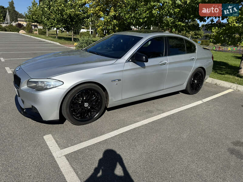 Седан BMW 5 Series 2012 в Киеве