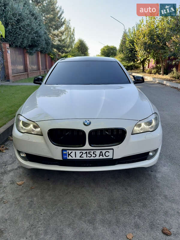 BMW 5 Series 2012