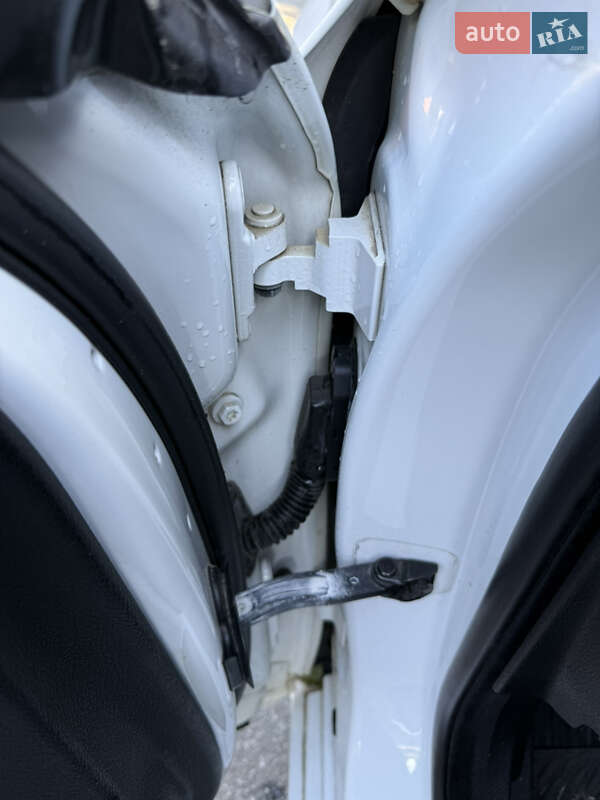 Седан BMW 5 Series 2012 в Києві