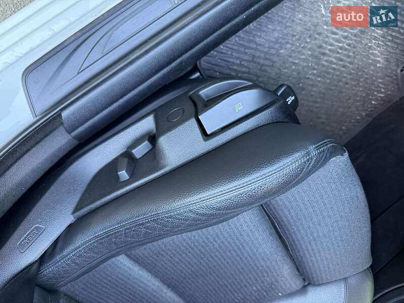 Седан BMW 5 Series 2012 в Києві