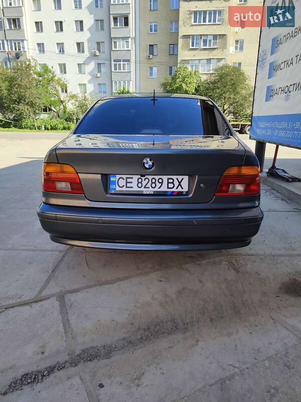 Седан BMW 5 Series 2003 в Черновцах