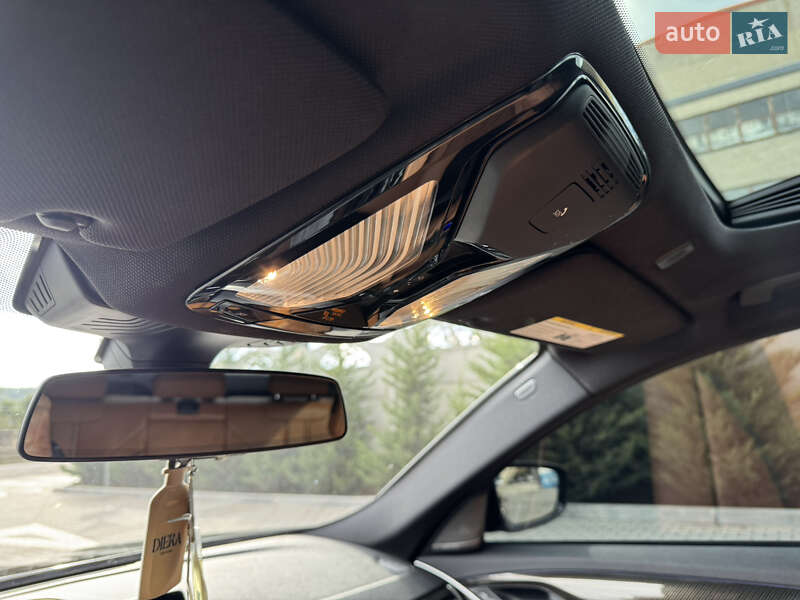 Седан BMW 5 Series 2018 в Виннице