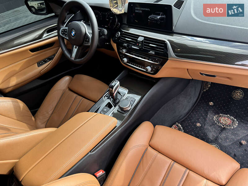 Седан BMW 5 Series 2018 в Виннице