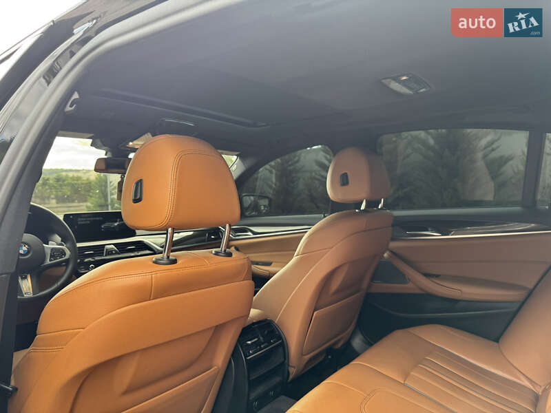 Седан BMW 5 Series 2018 в Виннице