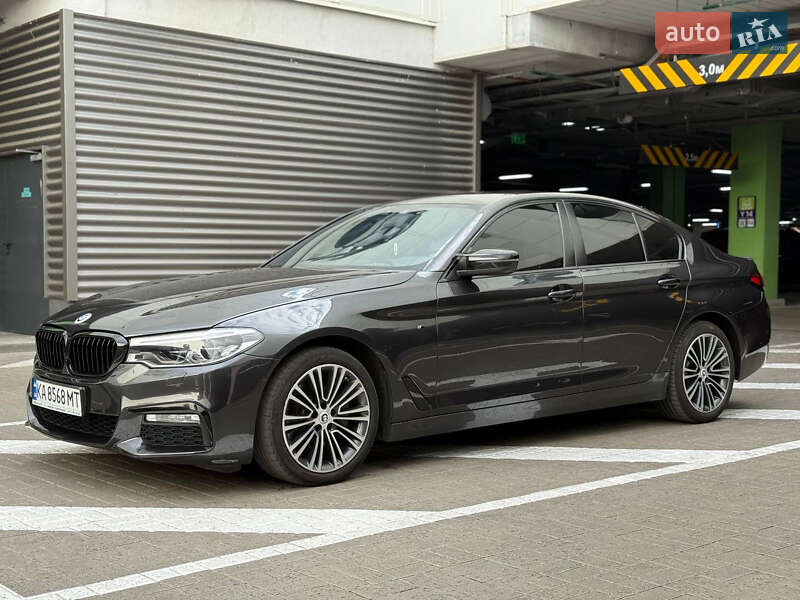 Седан BMW 5 Series 2017 в 