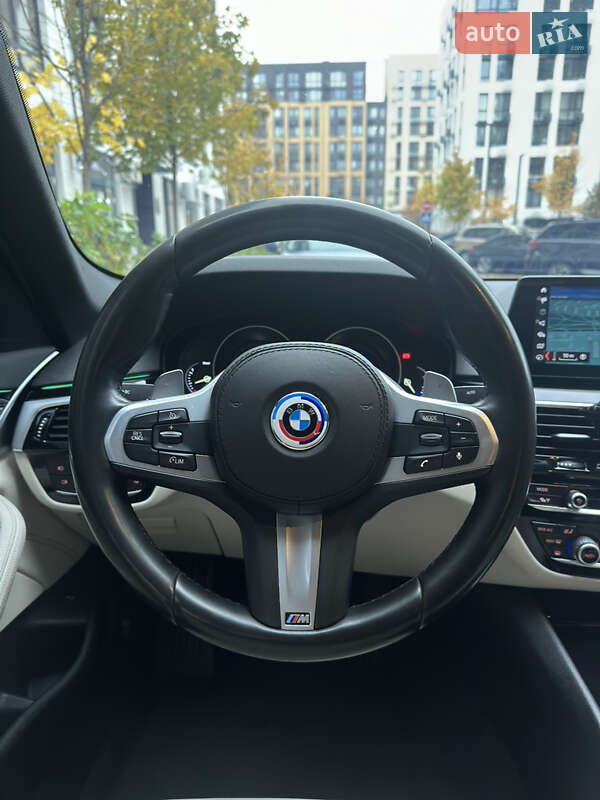 Седан BMW 5 Series 2017 в Києві