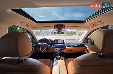 Седан BMW 5 Series 2019 в 