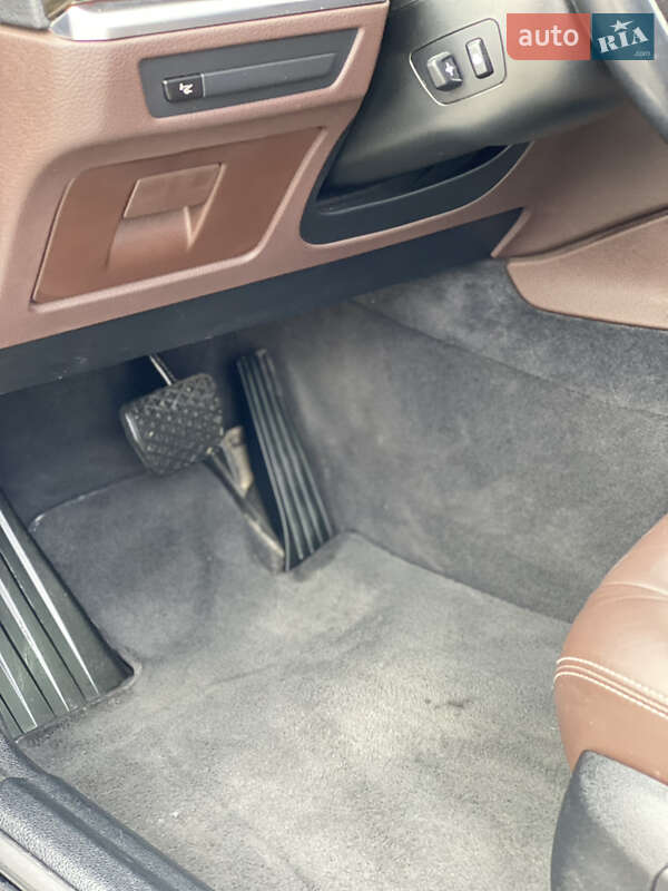 Седан BMW 5 Series 2015 в Тернополі фото 26 Седан BMW 5 Series 2015 в Тернополі