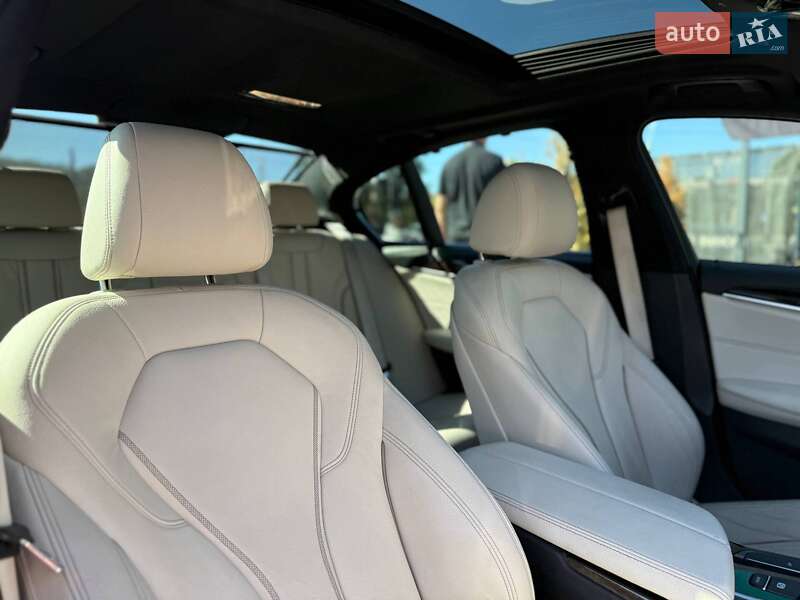 Седан BMW 5 Series 2018 в Киеве фото 33 Седан BMW 5 Series 2018 в Киеве
