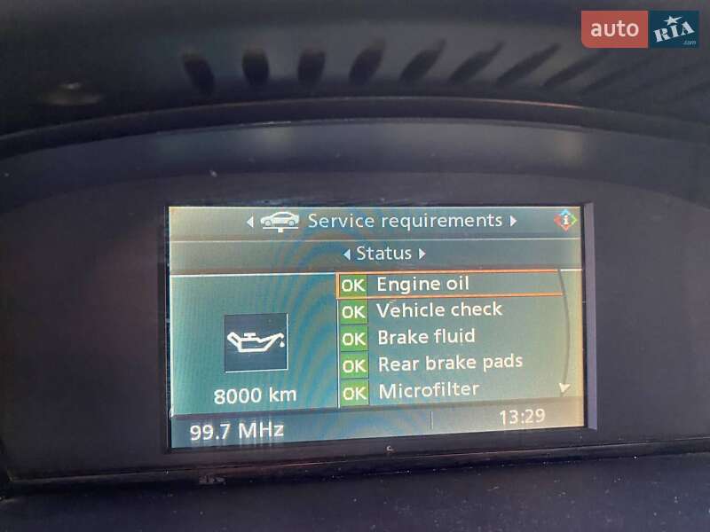 Седан BMW 5 Series 2005 в Каневе