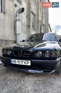 Седан BMW 5 Series 1994 в Мукачево