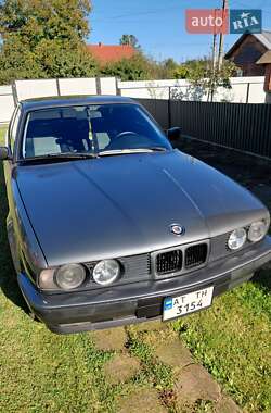 Седан BMW 5 Series 1990 в Коломые