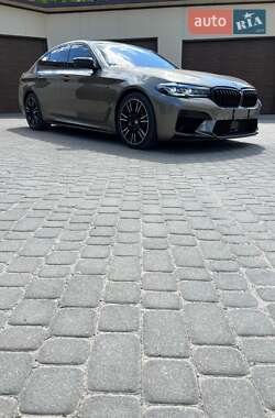 Седан BMW 5 Series 2017 в 