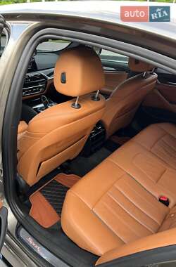 Седан BMW 5 Series 2017 в 
