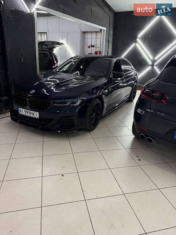 Седан BMW 5 Series 2018 в Киеве