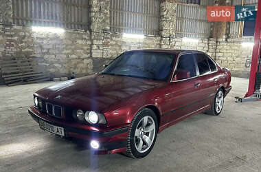 Седан BMW 5 Series 1991 в Тульчине