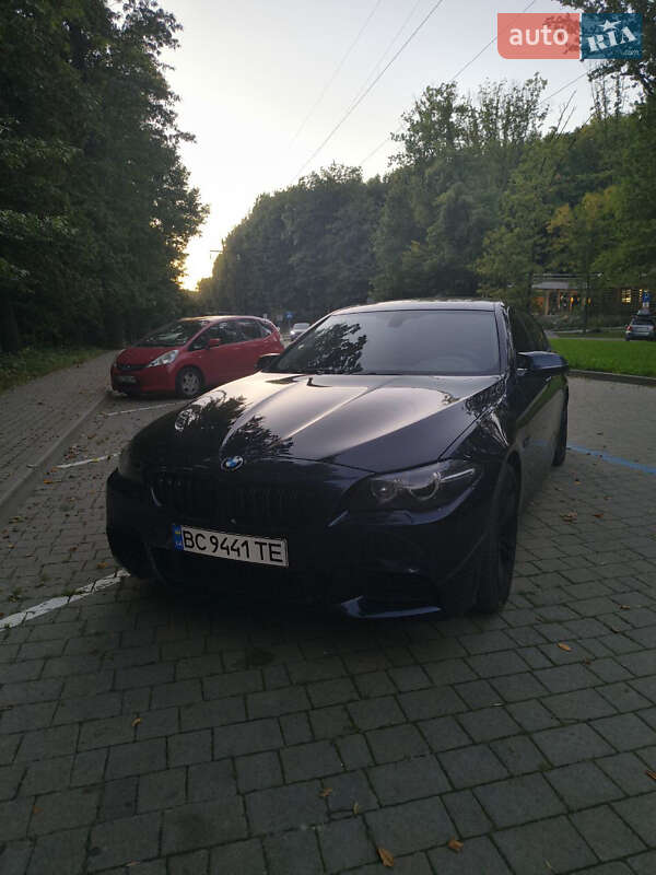 Седан BMW 5 Series 2013 в Львове