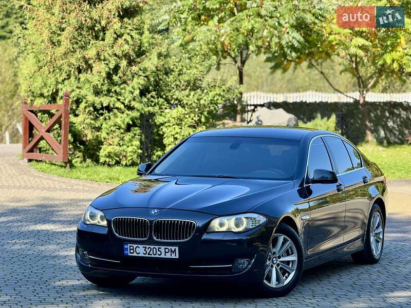 Седан BMW 5 Series 2012 в Міжгір'ї