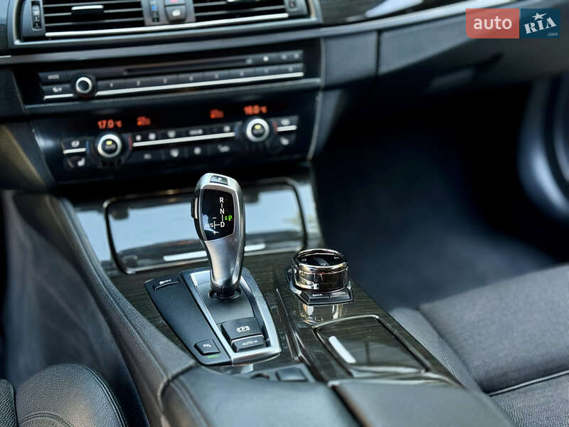 Седан BMW 5 Series 2012 в Міжгір'ї