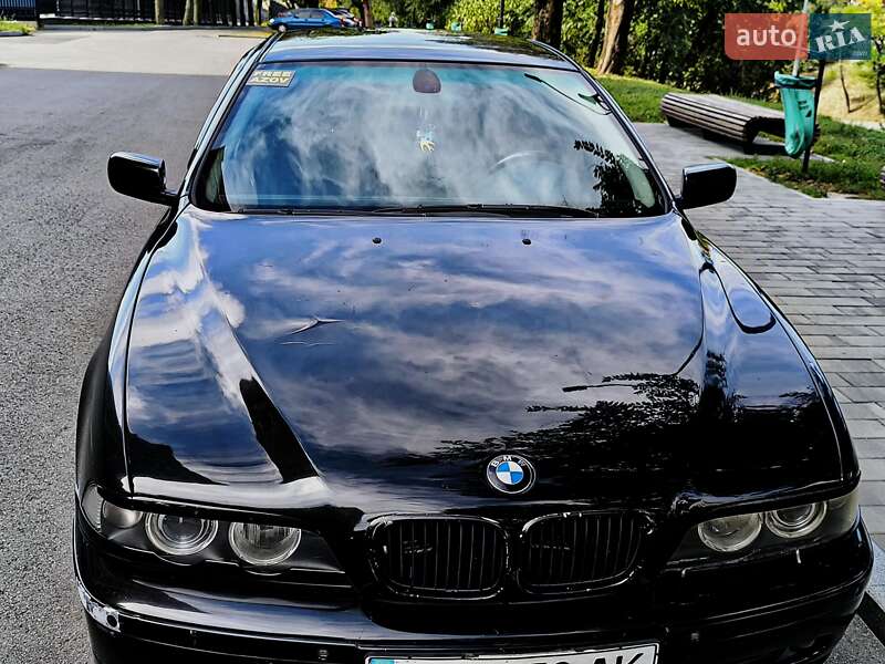 Седан BMW 5 Series 2000 в Харкові