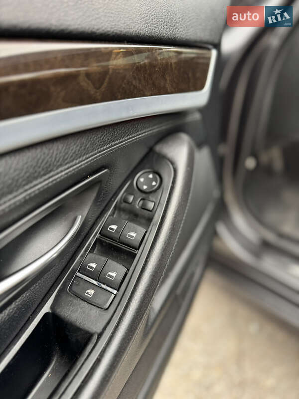 Седан BMW 5 Series 2012 в Звягеле фото 19 Седан BMW 5 Series 2012 в Звягеле