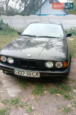 Седан BMW 5 Series 1988 в Белой Церкви