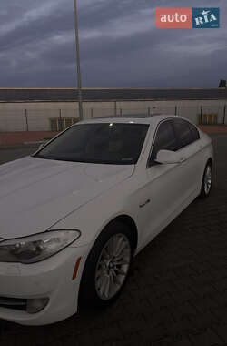 Седан BMW 5 Series 2011 в 