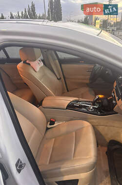 Седан BMW 5 Series 2011 в 