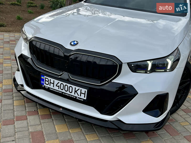 Седан BMW 5 Series 2023 в Одесі