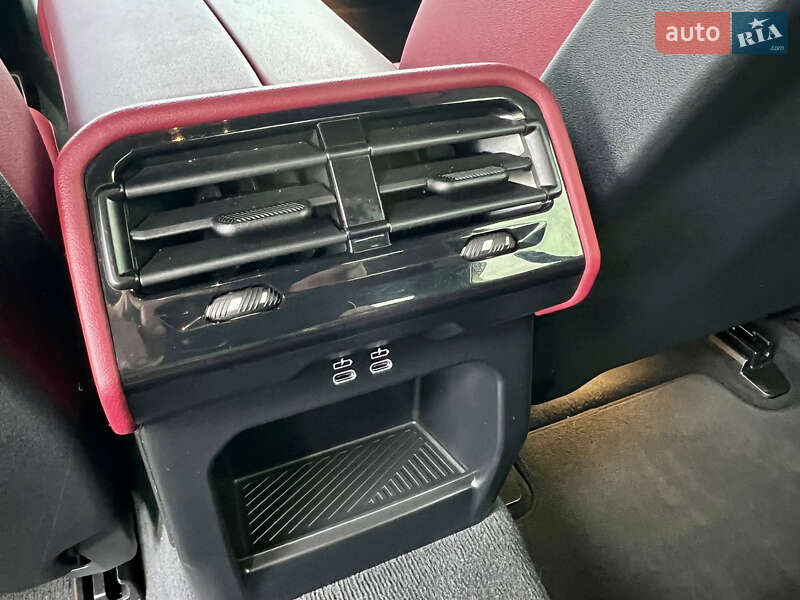 Седан BMW 5 Series 2023 в Одесі