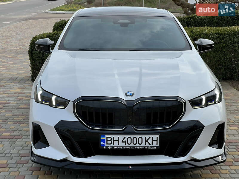 Седан BMW 5 Series 2023 в Одесі