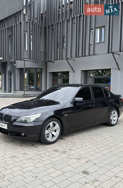 Седан BMW 5 Series 2003 в Львове